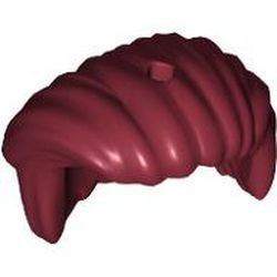 Haare halblang, zurückgekämmt, dunkelrot